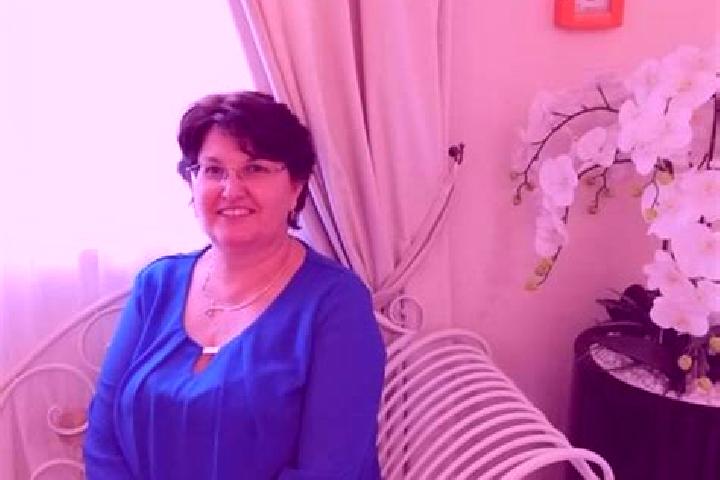 Penelope, 20 — Escort in Sanpetru Mic, Romania