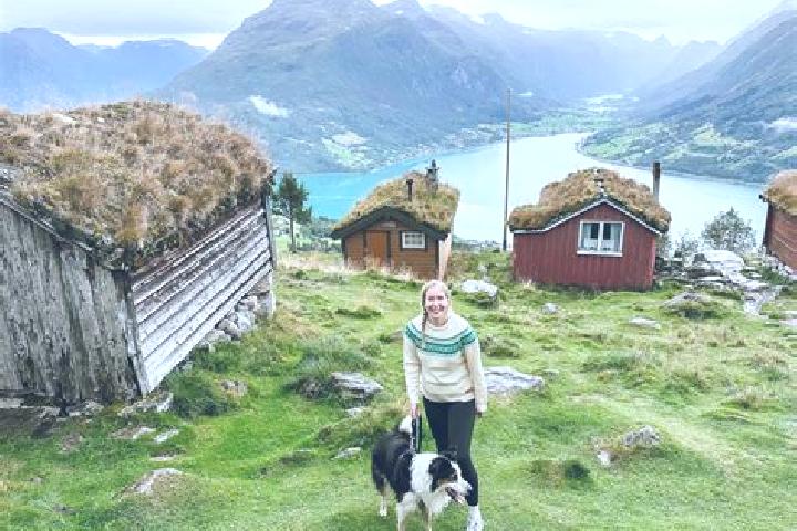 Penelope, 20 — Escort in Slevik, Norway