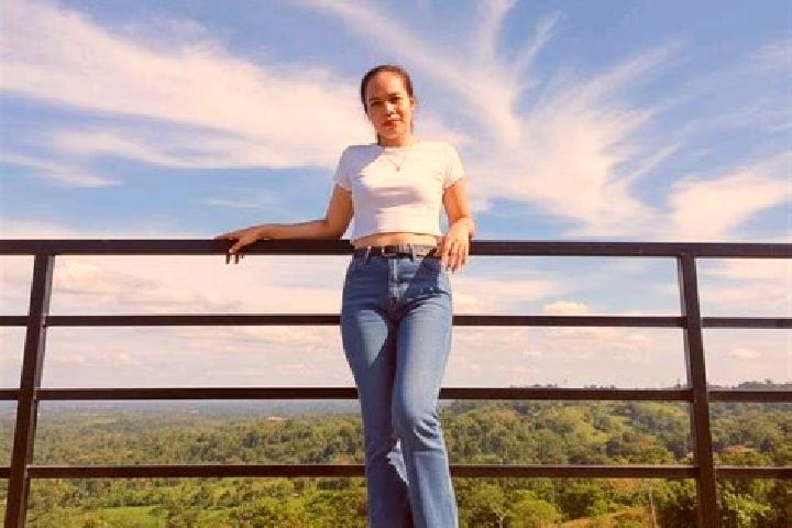 Penelope, 20 — Escort in Tagasilay, Philippines
