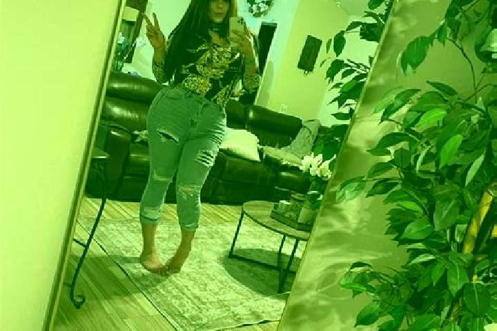 Penelope, 20 — Escort in Yolduezue, Turkey
