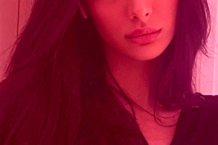 Penelope, 21, a black dark-eyed middle eastern companion based in Larmor-Plage. Offering A-Level, Massage. Available for incall and outcall, overnight bookin...