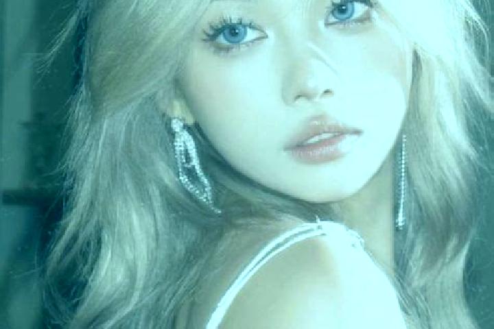 Penelope, 21, a blonde blue-eyed asian companion based in Queimada Nova. Offering Fetish, GFE, Striptease. Available for incall and outcall, day and evening ...