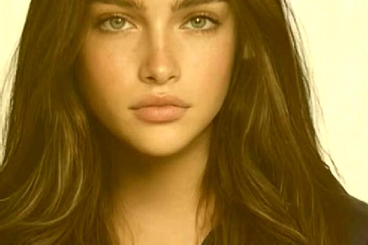 Penelope, 21, a brunette brown-eyed caucasian companion based in Iteuil. Offering Dinner Date, Erotic Massage. Available for incall and outcall, overnight bo...