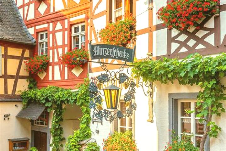 Penelope, 21 — Escort in Boseroth, Germany