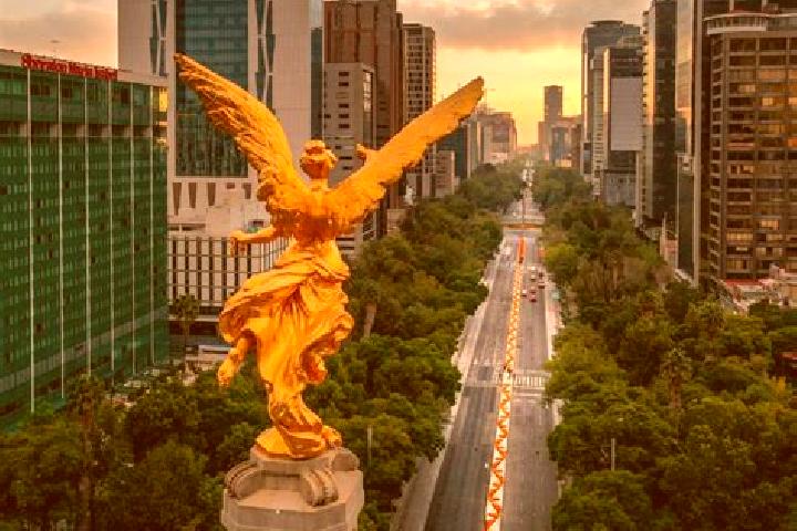 Penelope, 21 — Escort in Chechmil, Mexico