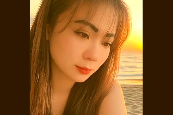 Penelope, 21 — Escort in Hilotongan, Philippines