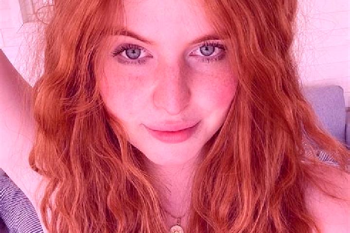 Penelope, 21 — Escort in Redhead, Australia
