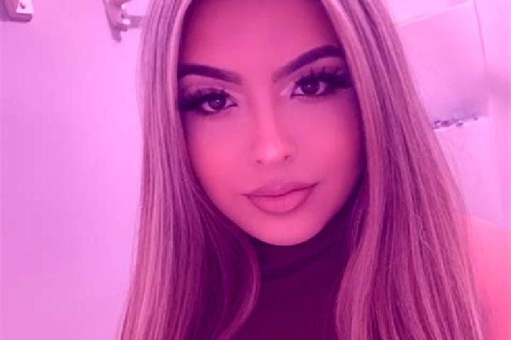 Penelope, 22, a blonde brown-eyed latina companion based in Aktash. Offering Girlfriend Experience, GFE, Travel Companion, Duos. Available for incall and out...