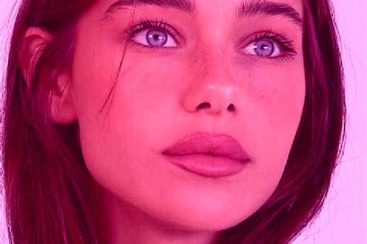 Penelope, 22, a brunette brown-eyed mediterranean companion based in Dolembreux. Offering Girlfriend Experience, GFE, Party Girl, Deep French Kissing, CIM. A...