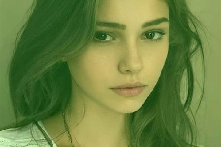 Penelope, 22, a brunette brown-eyed slavic companion based in Saint-Mathieu. Offering Massage, GFE, Fetish, Girlfriend Experience, OWO. Available for incall ...