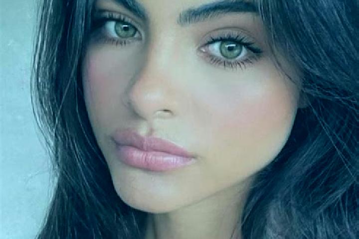 Penelope, 22, a dark blonde dark-eyed indian companion based in Vranovci. Offering Girlfriend Experience, Prostate Massage. Available for incall and outcall,...