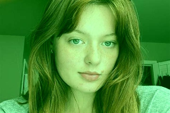 Penelope, 22, a dark blonde dark-eyed mixed companion based in Villar Perosa. Offering CIM, GFE, Travel Companion, Couples, Prostate Massage. Available for i...