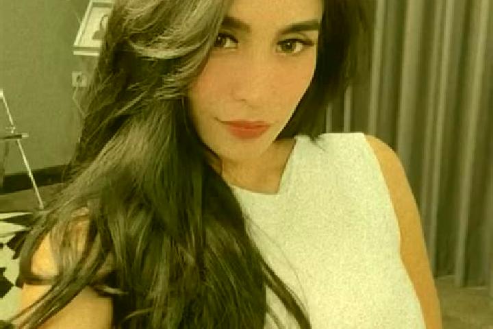 Penelope, 22 — Escort in Oo, Indonesia