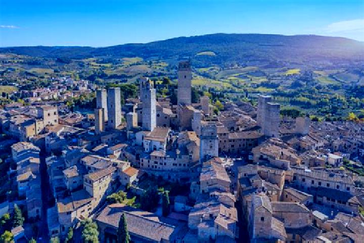 Penelope, 22 — Escort in San Gimignano, Italy