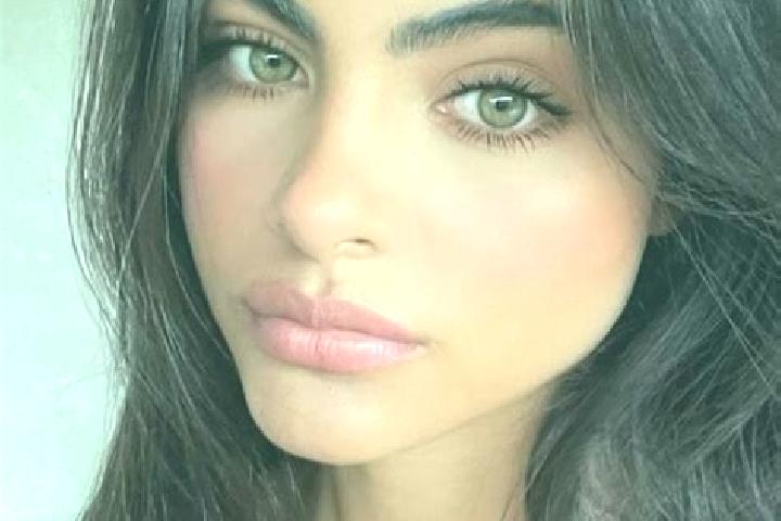 Penelope, 23, a brunette brown-eyed middle eastern companion based in Nyzhnia Apsha. Offering Fetish, CIM, A-Level, Deep French Kissing, GFE. Available for i...