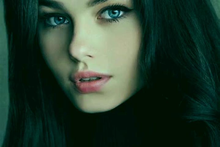Penelope, 23, a red dark-eyed slavic companion based in Chaplynka. Offering BDSM, GFE, Party Girl. Available for incall and outcall, overnight bookings avail...