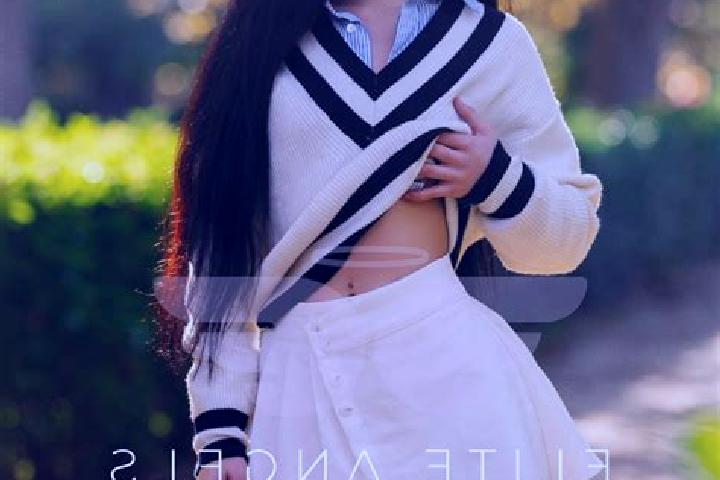 Penelope, 23 — Escort in Anyi, China
