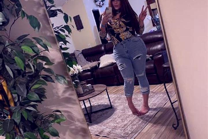 Penelope, 23 — Escort in Duboviazivka, Ukraine