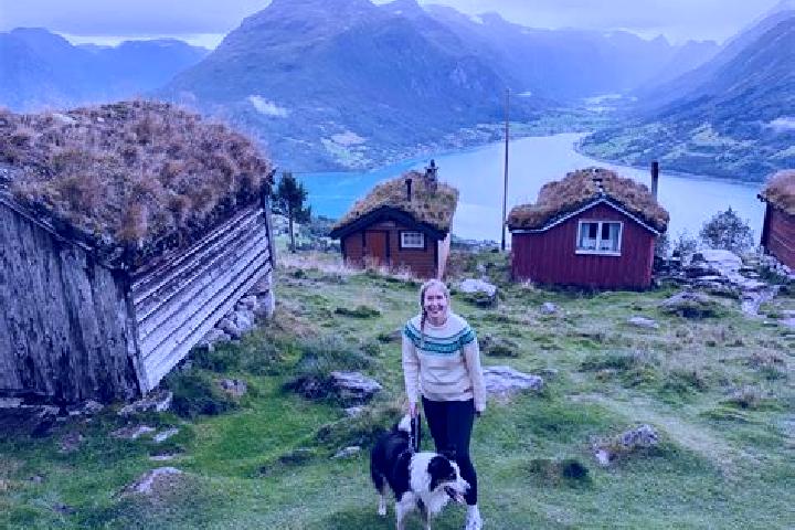 Penelope, 23 — Escort in Eivindvik, Norway