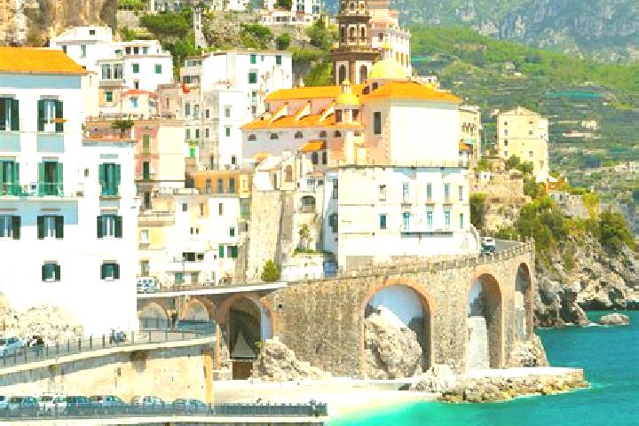 Penelope, 23 — Escort in Palmiano, Italy