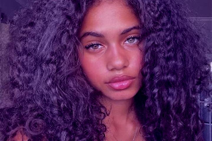 Penelope, 24, a auburn blue-eyed ebony companion based in Firmino Alves. Offering OWO, Massage, Domination, BDSM. Available for incall and outcall, day and e...