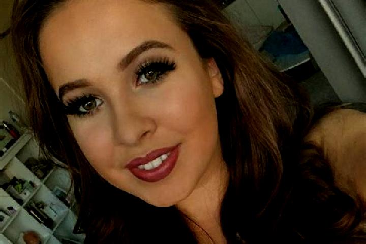 Penelope, 24, a black brown-eyed european companion based in Pohori. Offering 69, Striptease, Roleplay, Dinner Date, Girlfriend Experience. Available for inc...