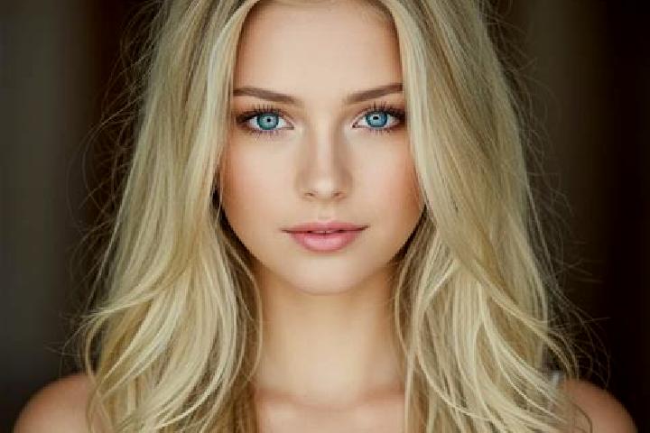 Penelope, 24, a blonde amber-eyed mixed companion based in Isola Rizza. Offering Overnight, BDSM, Party Girl, OWO, Couples. Available for incall and outcall,...