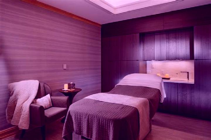 Penelope, 24, a brunette dark-eyed asian companion based in Phop Phra. Offering Massage, Girlfriend Experience, OWO, A-Level. Available for incall and outcal...