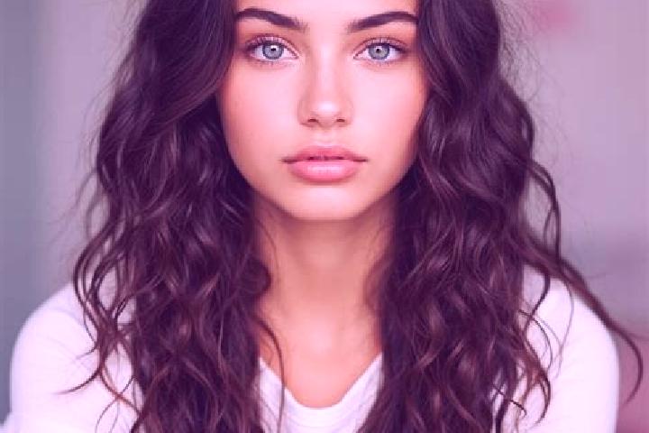 Penelope, 24, a brunette green-eyed mediterranean companion based in Ellijay. Offering GFE, CIM, Party Girl, Dinner Date. Available for incall and outcall, o...