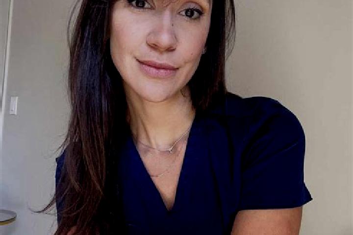 Penelope, 24, a chestnut amber-eyed ebony companion based in Stockton. Offering Travel Companion, Erotic Massage, Striptease. Available for incall and outcal...