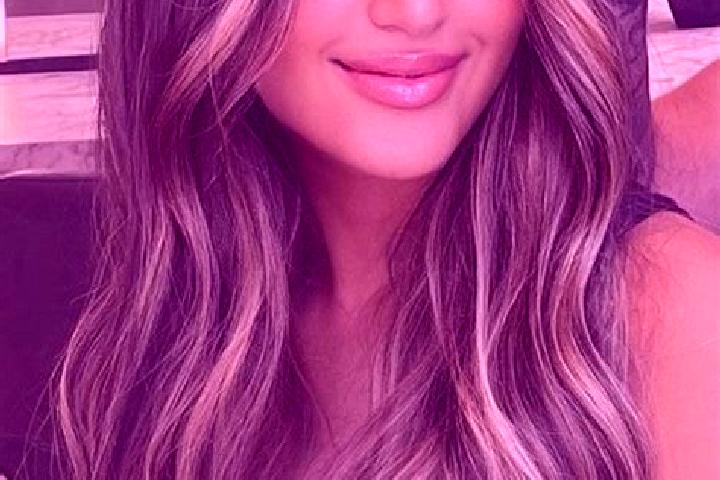 Penelope, 24, a dark blonde brown-eyed asian companion based in Borcice. Offering Tantra, Roleplay, Overnight, Dinner Date. Available for incall and outcall,...