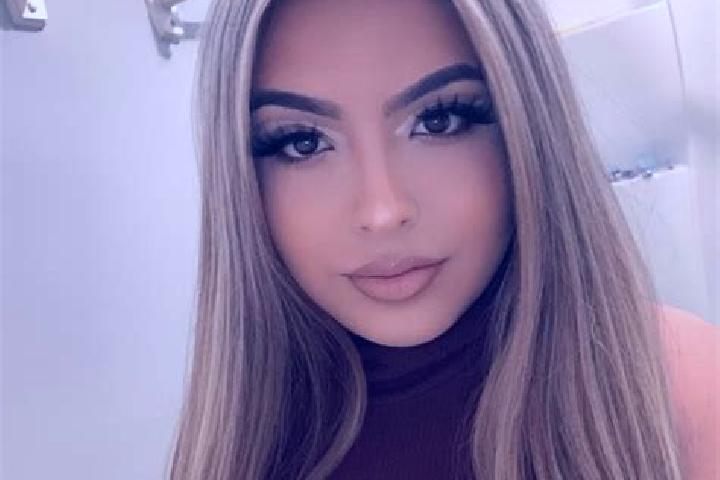 Penelope, 24, a red blue-eyed mixed companion based in Liulimiao. Offering Domination, Prostate Massage, Overnight, Striptease. Available for incall and outc...