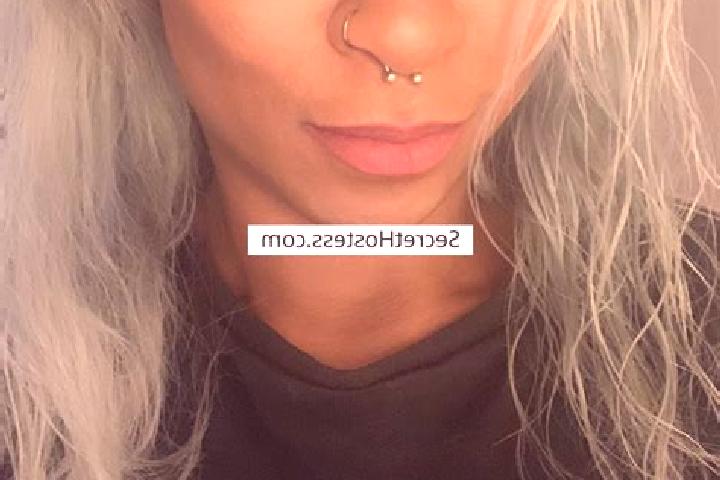 Penelope, 24 — Escort in Columbus Junction, United States