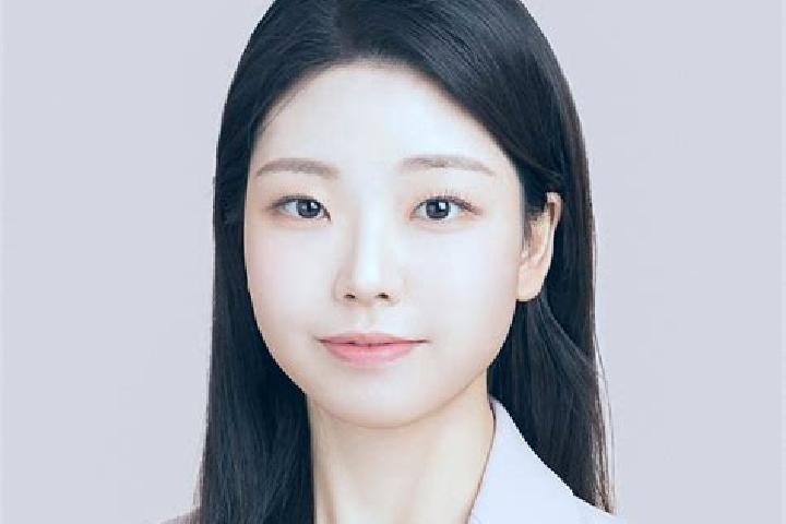 Penelope, 24 — Escort in Miryang, South Korea