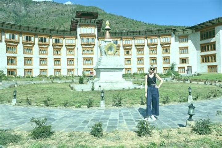 Penelope, 24 — Escort in Paro, Bhutan