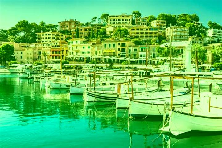 Penelope, 24 — Escort in Port de Soller, Spain