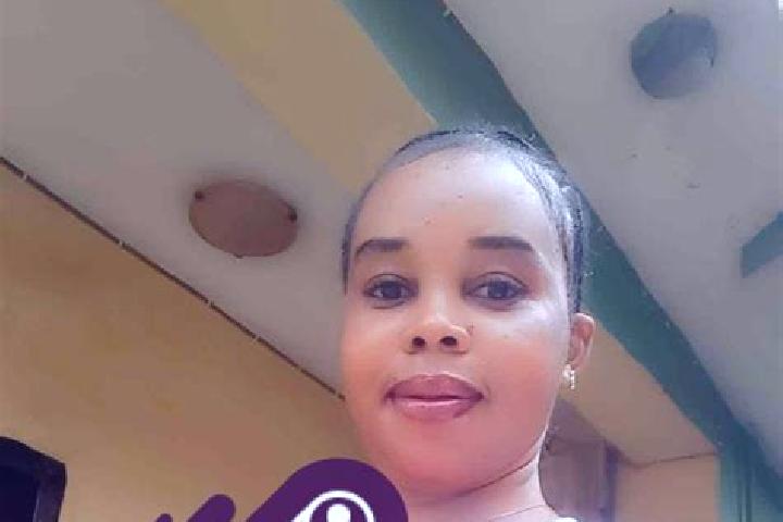 Penelope, 24 — Escort in Utu Etim Ekpo, Nigeria