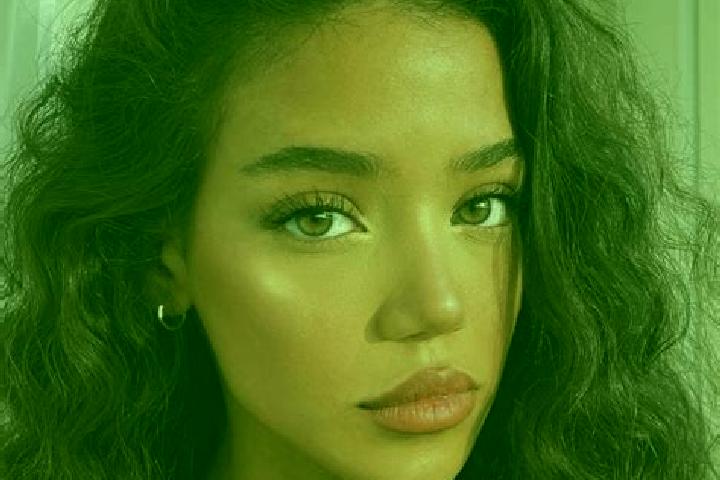 Penelope, 25, a black brown-eyed caucasian companion based in Availles-sur-Seiche. Offering Tantra, OWO, Domination. Available for incall and outcall, day an...