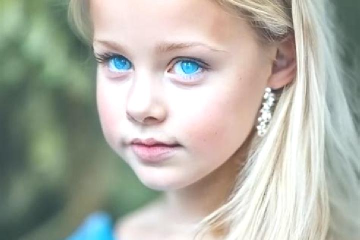 Penelope, 25, a blonde blue-eyed caucasian companion based in Ando-Simbo. Offering Couples, Duos, Girlfriend Experience. Available for incall and outcall, ov...