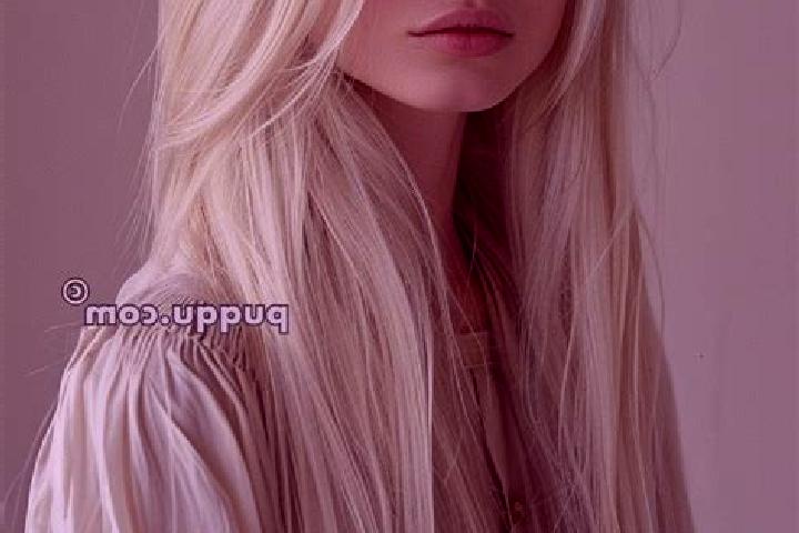 Penelope, 25, a blonde grey-eyed slavic companion based in Ceruh. Offering Duos, A-Level, BDSM, Party Girl, Travel Companion. Available for incall and outcal...