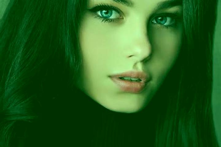 Penelope, 25, a brunette amber-eyed slavic companion based in Lewodoli. Offering Erotic Massage, Girlfriend Experience, Party Girl. Available for incall and ...