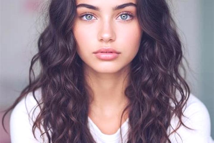 Penelope, 25, a brunette green-eyed mediterranean companion based in Pematang. Offering Couples, Fetish, Prostate Massage, Overnight. Available for incall an...