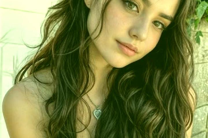 Penelope, 25, a chestnut hazel-eyed european companion based in Hohenstadt. Offering CIM, Deep French Kissing, Roleplay. Available for incall and outcall, ov...