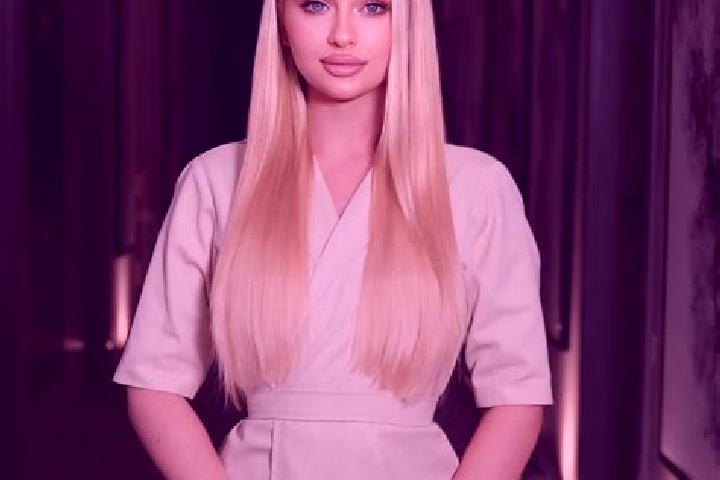 Penelope, 25, a dark blonde dark-eyed caucasian companion based in Mount Orab. Offering Striptease, Tantra, Erotic Massage, BDSM. Available for incall and ou...