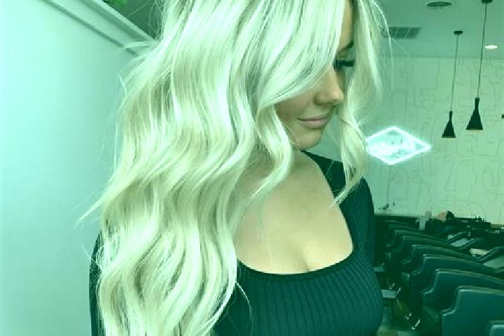 Penelope, 25, a platinum blonde amber-eyed asian companion based in Rio Caribe. Offering Erotic Massage, Striptease, BDSM. Available for incall and outcall, ...