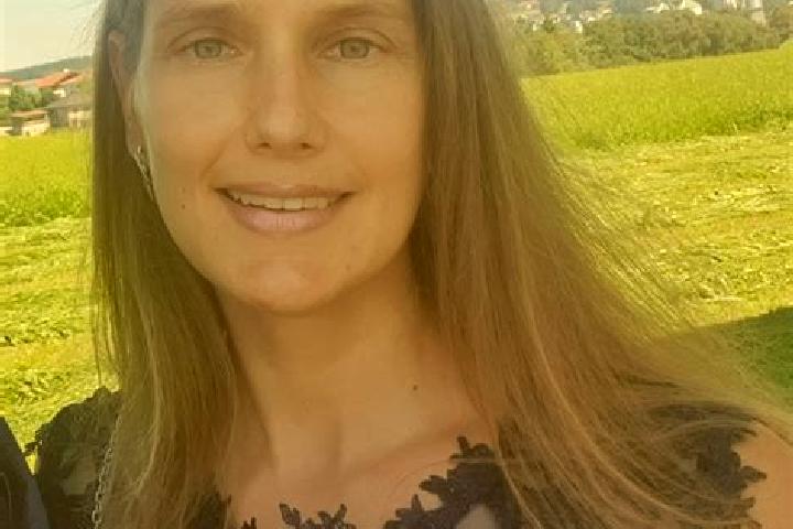 Penelope, 25 — Escort in Frankenmarkt, Austria
