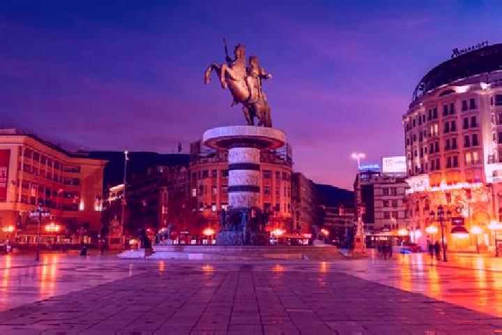 Penelope, 25 — Escort in Srbica, North Macedonia