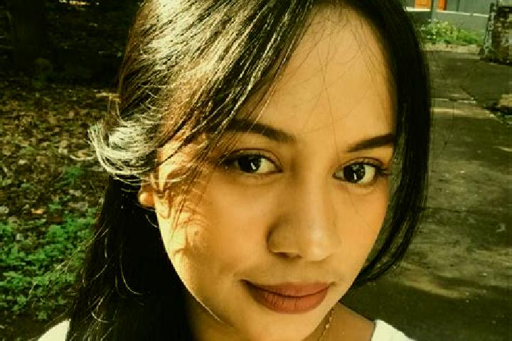 Penelope, 25 — Escort in Wureh, Indonesia