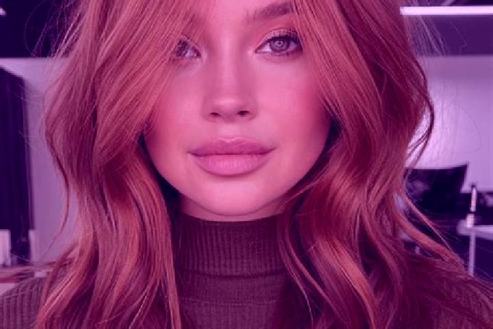 Penelope, 26, a auburn amber-eyed slavic companion based in Bittermark. Offering Striptease, Erotic Massage, Roleplay, Massage. Available for incall and outc...