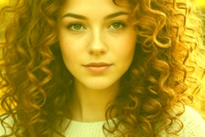 Penelope, 26, a auburn grey-eyed slavic companion based in Oulins. Offering Striptease, OWO, Couples. Available for incall and outcall, overnight bookings av...